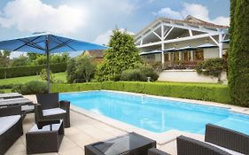 Logis Hotel-Restaurant Les Voyageurs